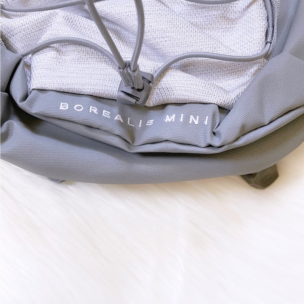 The North Face Women’s Borealis Mini 10 Liter Backpack - Picture 3 of 7